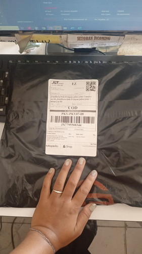 JX7795508344.jpg