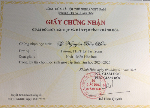 LÃª Nguyá»n Báº£o HÃ¢n giáº£i Nháº¥t mÃ´n HÃ³a Há»c tá»nh KhÃ¡nh HÃ²a.jpg