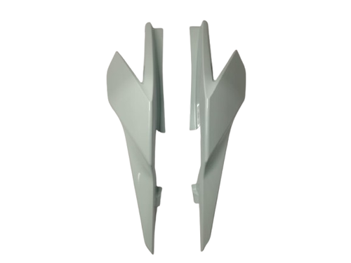 200461 Carenagem Lateral Traseira TITAN 160 22 Pintado na Cor da TITAN 160 20 Branco Andes Perolizad.png
