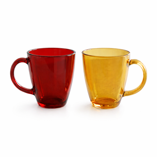 Canecas de vidro coloridas em destaque.png