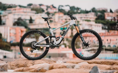 specialized enduro.jpg