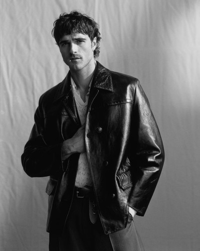 0003 5967 jhk esquire jacob elordi 09 f1 rgb 1 697b48958686a.jpg