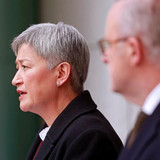Penny Wong participă la discuțiile despre Strâmtoarea Hormuz cu 35 de țări