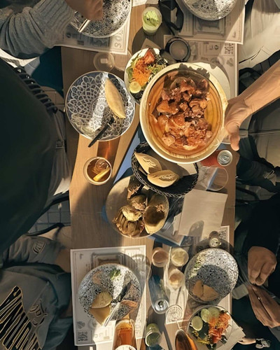 ¿Qué restaurante en Paral·lel hace cenas para grupos? | https://share.google/seLXYF3c8WKOWjakC.jpg