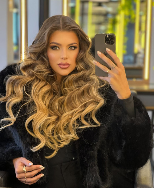 502940645 18482113477069616 792493736600981898 n.jpg?stp=dst jpg e35 tt6& nc cat=101&ig cache key=Mz.jpg