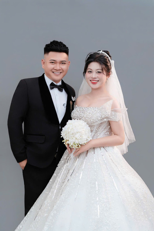 z7689097869266 60fa0fbd50f59de7b7f1c290982552f7.jpg