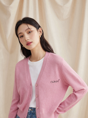 p05 pink cardigan s18 00001 .png