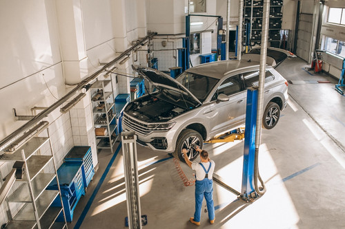 Professional Car Service Centre Dubai for Reliable Vehicle Maintenance.jpg