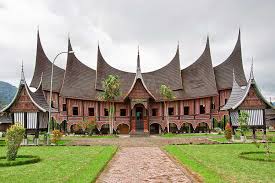 rumah gadang.jpg