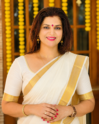Tamil serial actress and cute actress hot saree (6).png