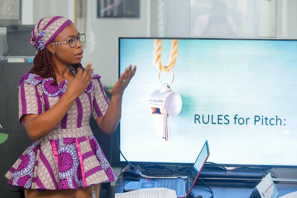 Laura John conducting media training