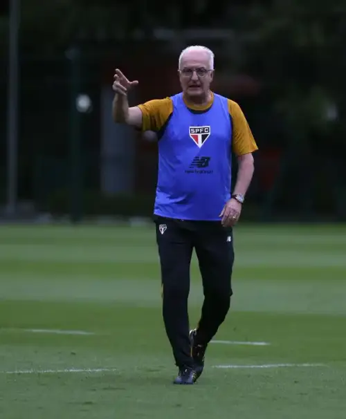 VAI CONTRATAR? São Paulo deve buscar até dois jogadores no mercado