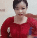 你要说这脑袋是后期 ps 上去的我都信.gif