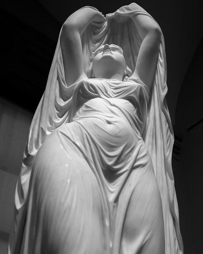 surreal sculptures details 672355ca7d93c png 700.jpg