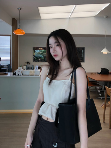 d210f73e4fea68ca3d87e1d64df31937.jpg
