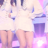 YulheeCrazyPerfectCreamyLegs.gif