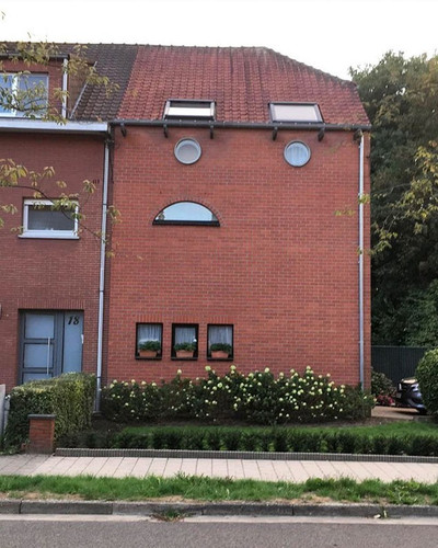 ugly belgian houses 23 5cab0a3cac28b 700.jpg
