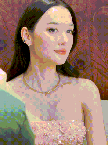 Diana 090726 2.gif