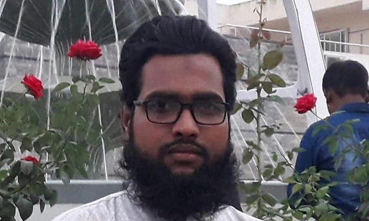 পরকীয়া করতে গিয়ে স্ত্রীর হাতে নাতে ধরা, সাতক্ষীরায় জামায়াত নেতা ফিরোজ শাহকে অব্যাহতি