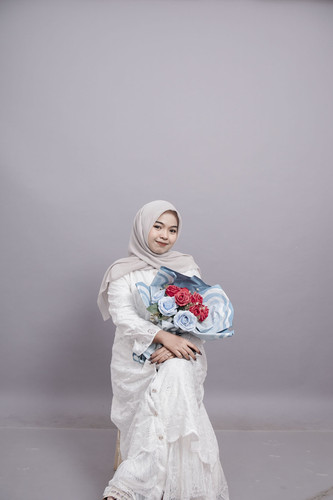 tuti dweng.jpg