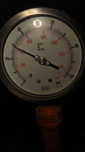 2a0826e9cd00.jpg