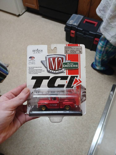 949233bd0601.jpg