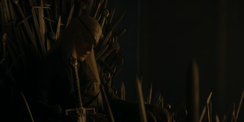 House.of.the.Dragon.S03E01.Salt.and.Sea.Fire.and.Blood.2160p.HMAX.WEB DL.CZ SK EN.DD+5.1.Atmos.DV.HD.jpg