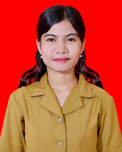 Dina.jpg