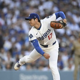 DODGERS PLAY.png
