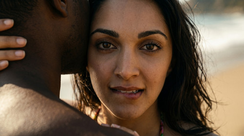 make a cinematic close shot 202605292009 (14).jpg