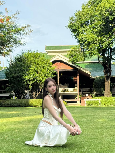 kkaew.chuu 61fb4c5eb3084a8d9164b56b9af51a4f.jpg