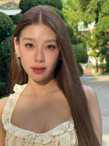 kkaew.chuu 7f1ccaa3a2f345d3b3747be6675cfea4.jpg