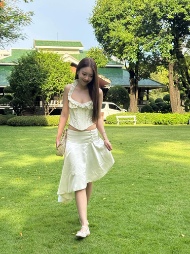 kkaew.chuu 9cf070bc7e99410c8cce0a0598a4e7ae.jpg