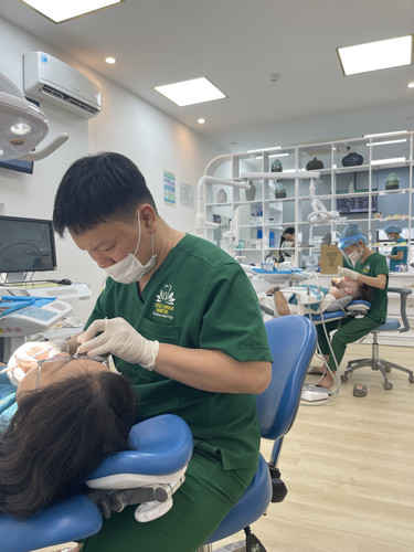 da nang dental clinic.jpg