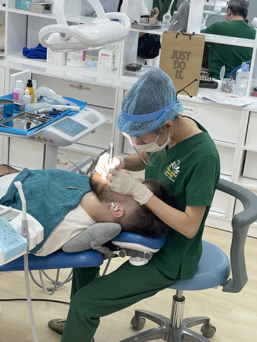 da nang dental clinic.jpg