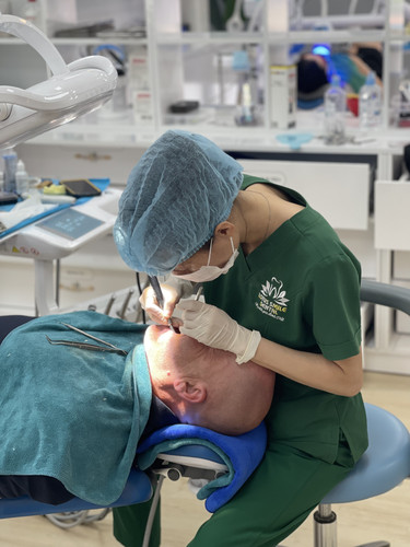 da nang dental clinic.jpg