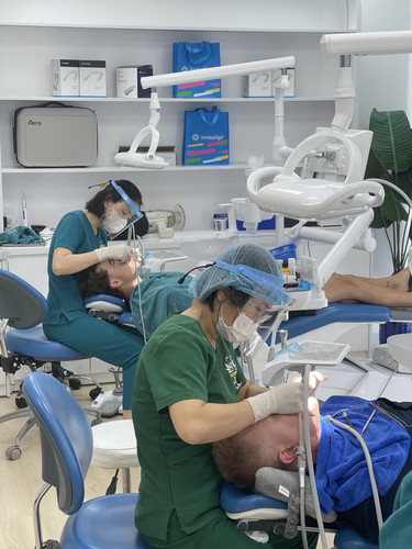 da nang dental clinic.jpg