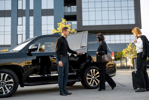 Reliable Dubai International Airport Transfer Service for Comfortable and Hassle-Free Travel.jpg