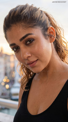 nayan 67845634236904.jpg