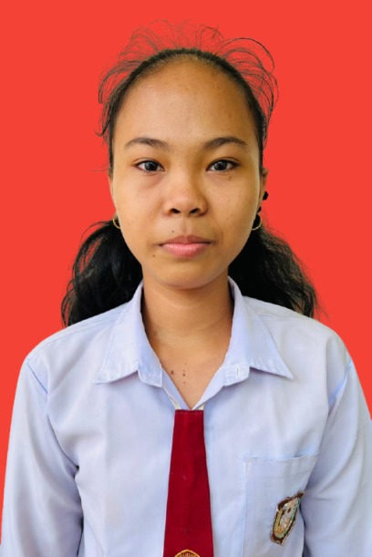 santika.jpg
