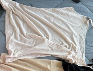 33 airism top pink.jpg
