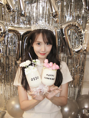 yoona lim faf936a2f37d48fea4f43098f395dce0.jpg