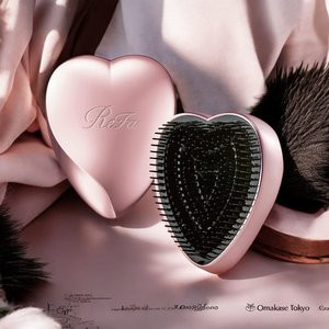 refa brush.jpg