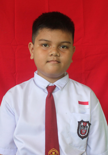 0141398684.jpg