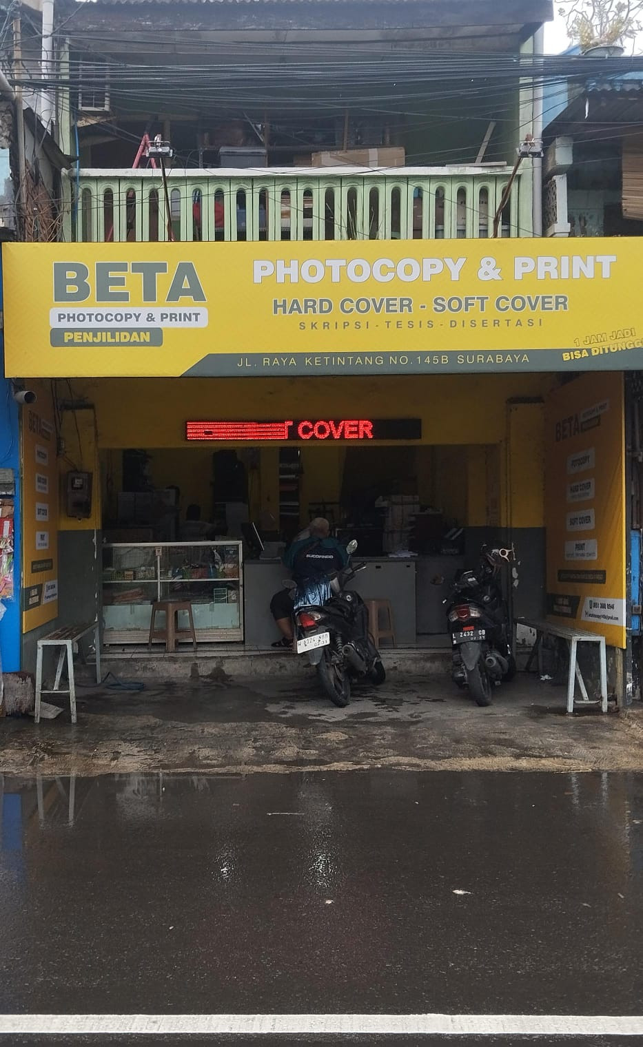 Mesin fotocopy profesional di Beta Fotocopy Surabaya
