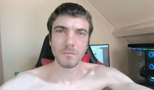 HPNFnoJW8AAdr4G.jpg
