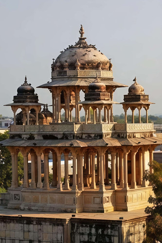 84 Pillars Cenotaph.jpg