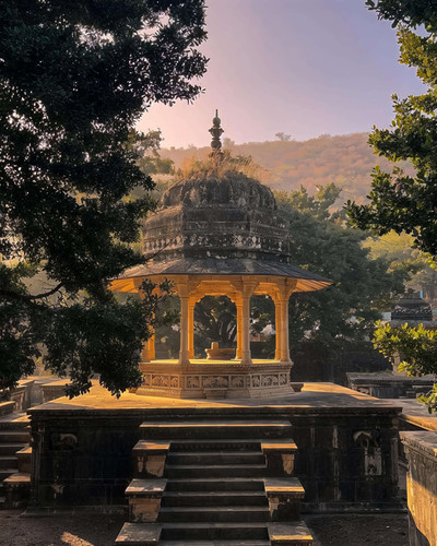 Kshar Bagh Cenotaphs.jpg
