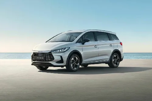 byd m6 dm 95078.webp