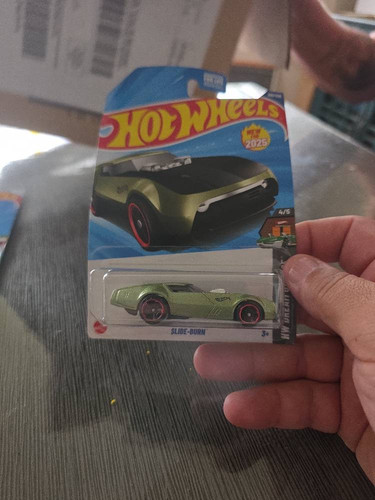 21f18a9fbd64.jpg